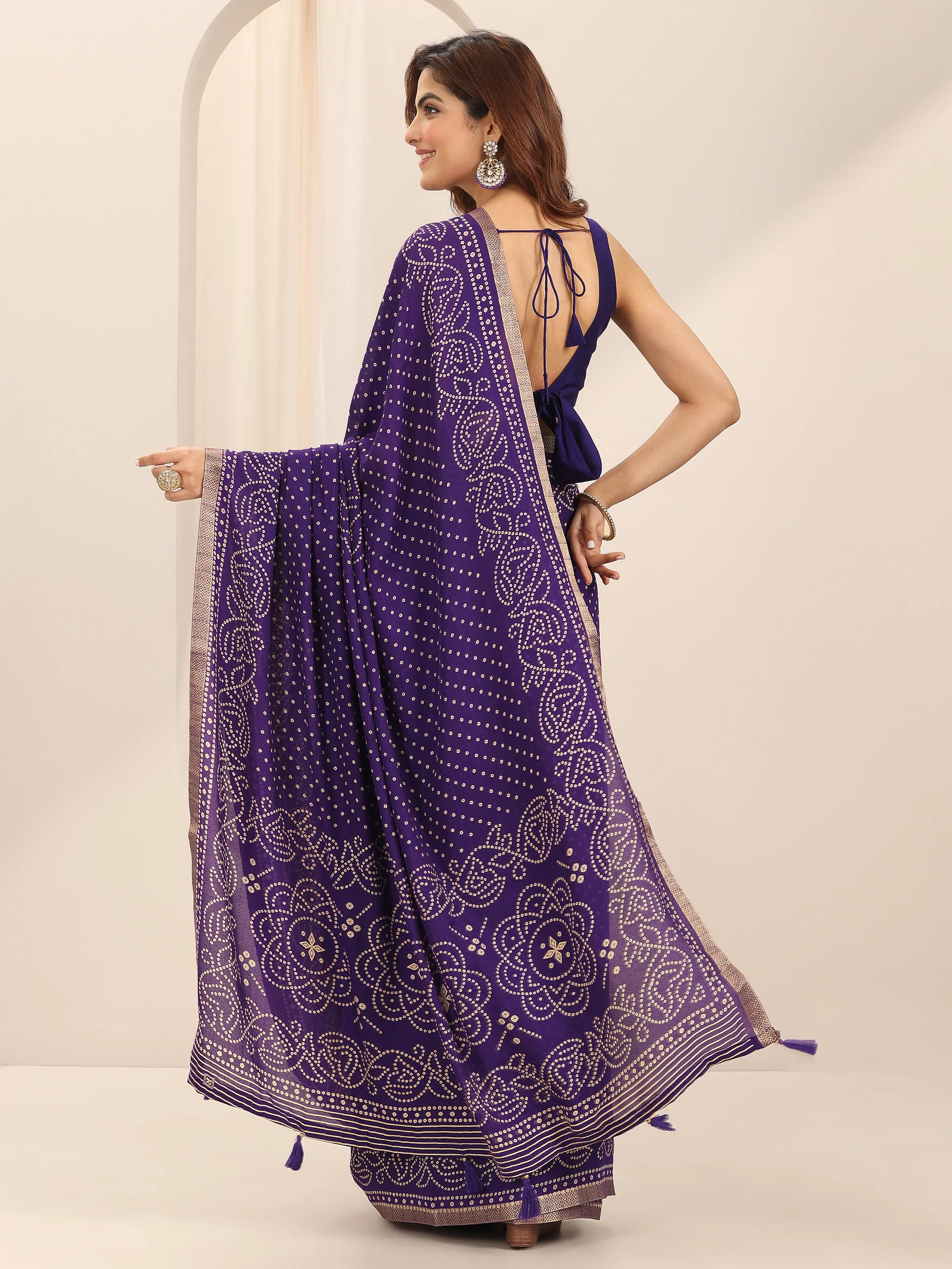purple bandhani printed georgette saree with unstitched blouse piece purple bandhani printed georgette saree with unstitched blouse piece