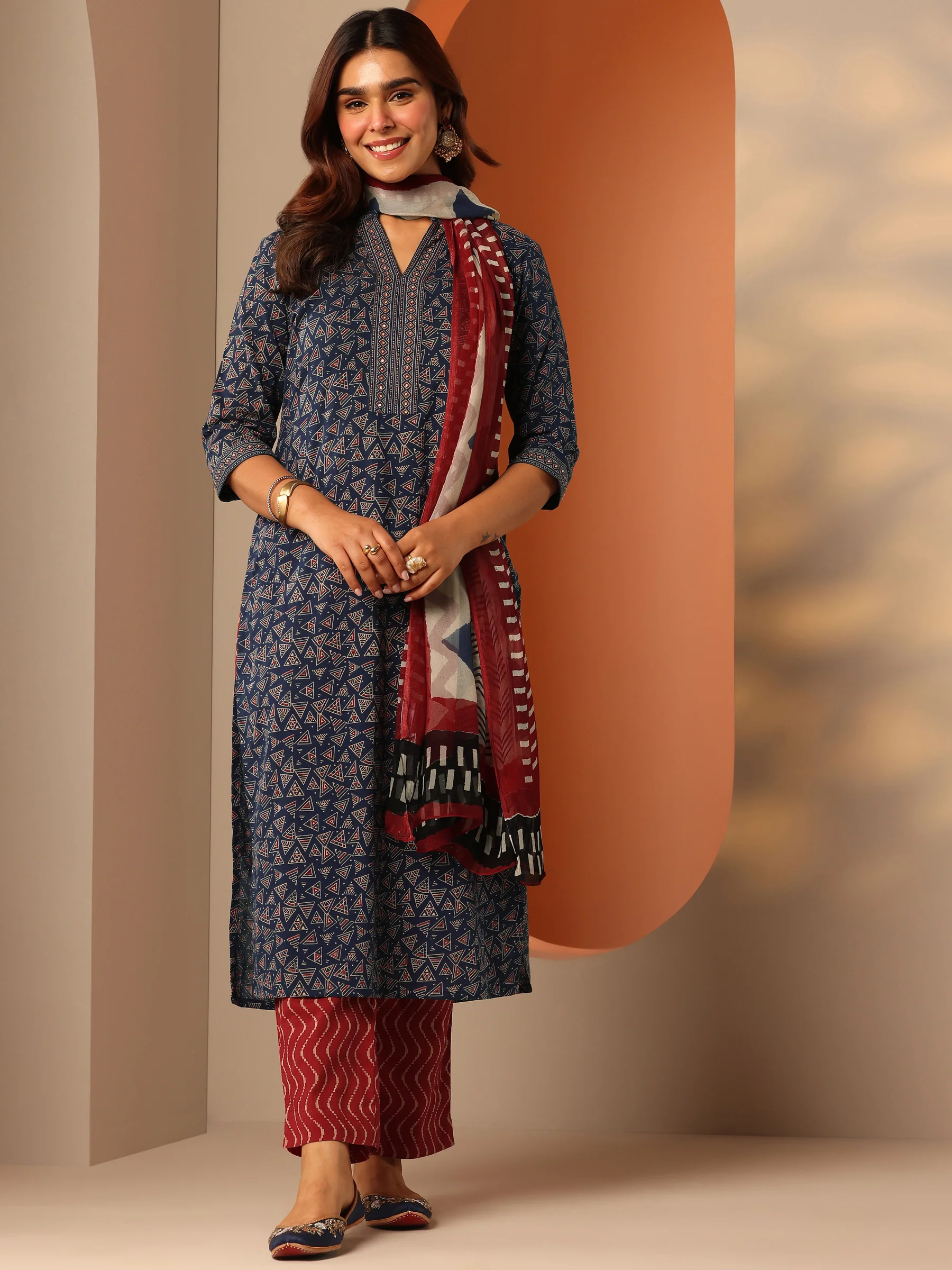 blue printed cotton straight suit set with dupatta blue printed cotton straight suit set with dupatta