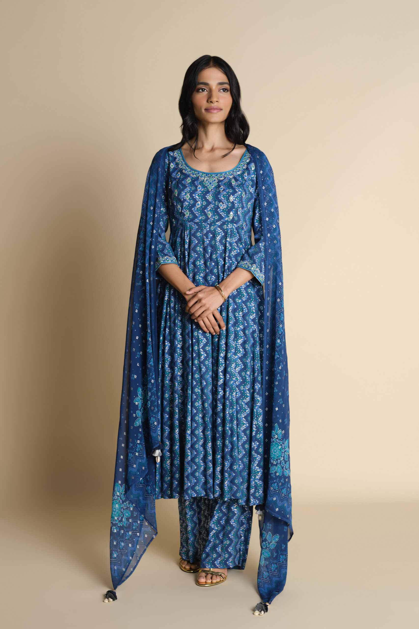 asmani adaa anarkali set asmani adaa anarkali set